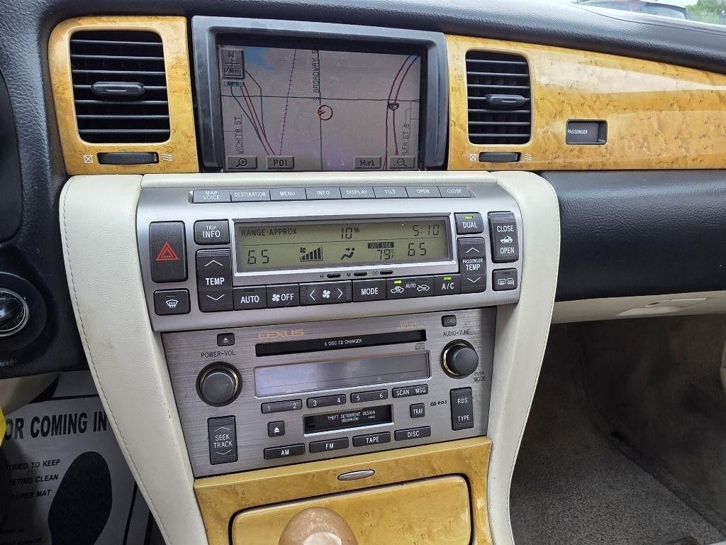 2003 LEXUS SC - photo 17