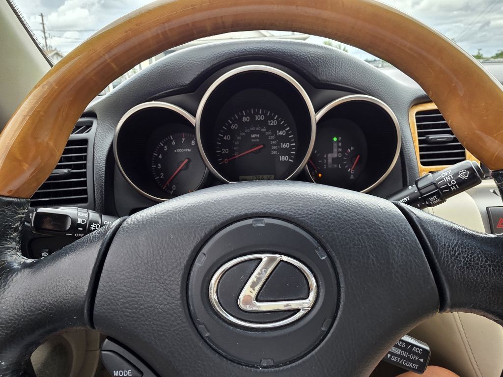 2003 LEXUS SC - photo 18