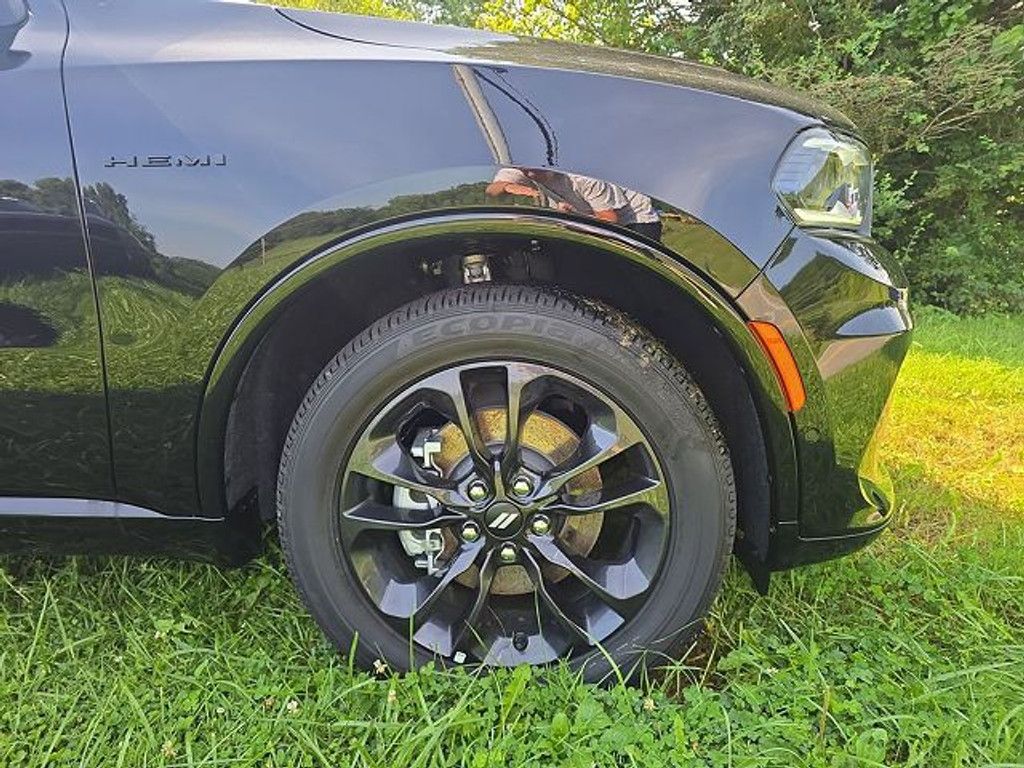 2025 DODGE Durango - photo 2
