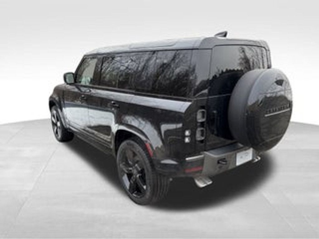 2026 LAND ROVER Defender - photo 6