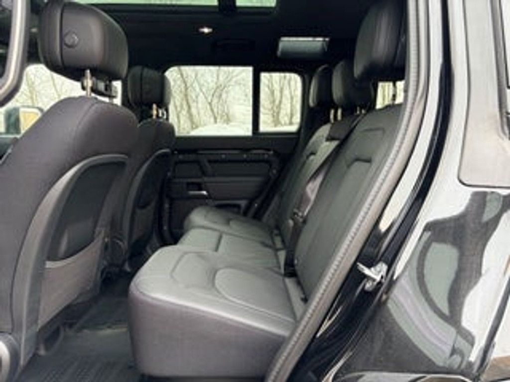 2026 LAND ROVER Defender - photo 13
