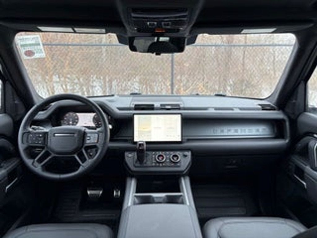 2026 LAND ROVER Defender - photo 18