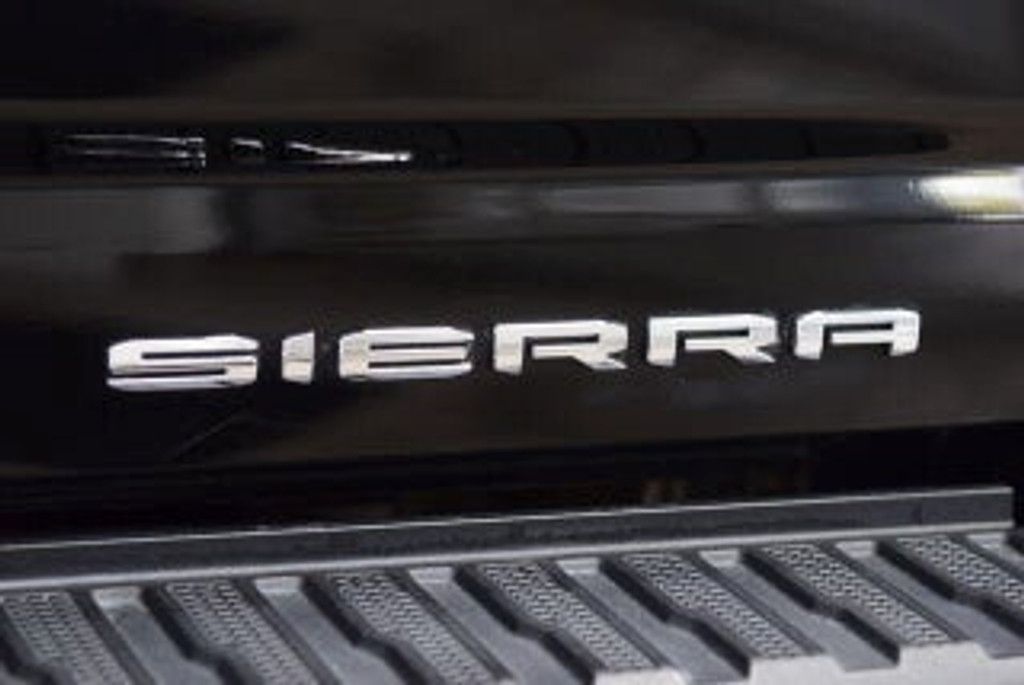 2018 GMC Sierra - photo 19