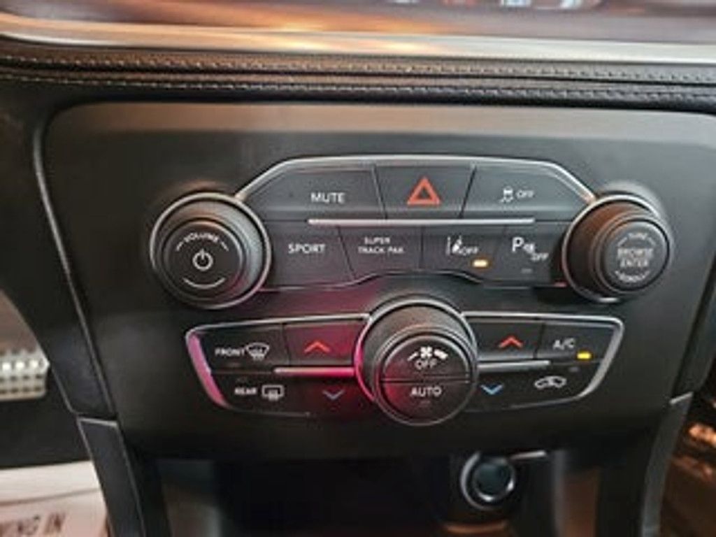 2023 DODGE Charger - photo 21