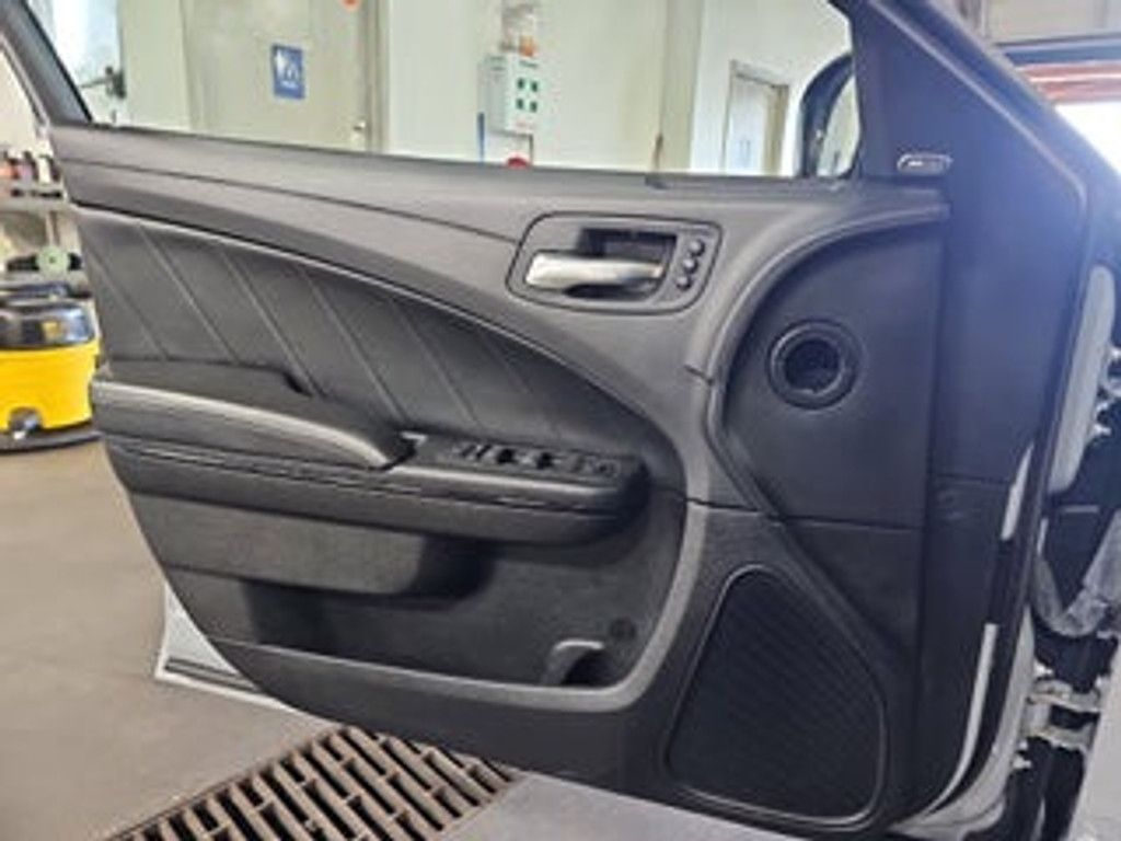 2023 DODGE Charger - photo 27