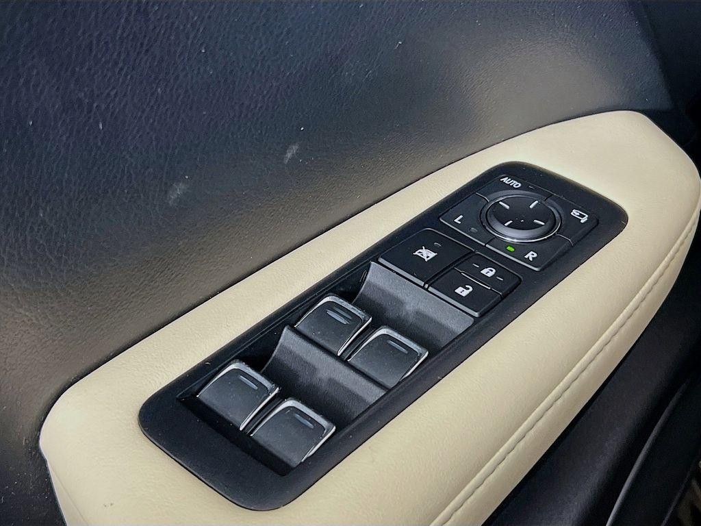 2021 LEXUS RX - photo 16