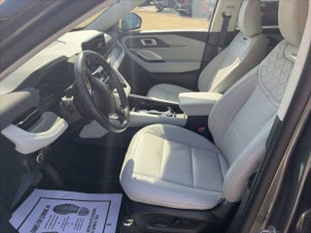 2026 FORD Explorer - photo 14