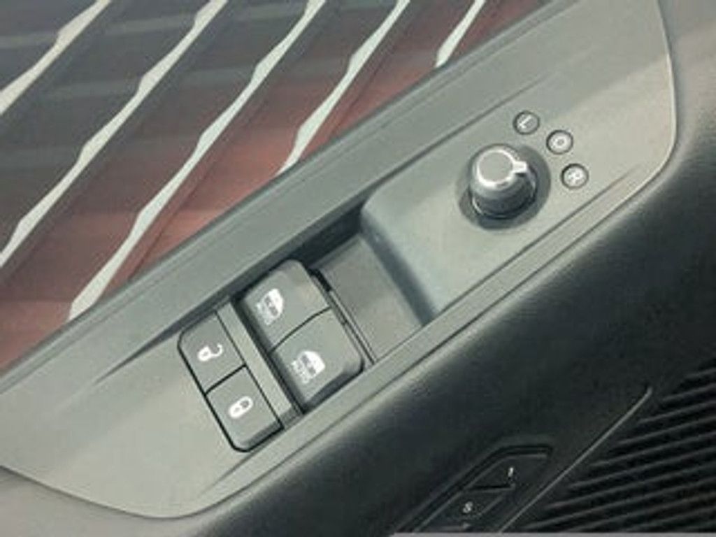 2026 DODGE Charger - photo 17