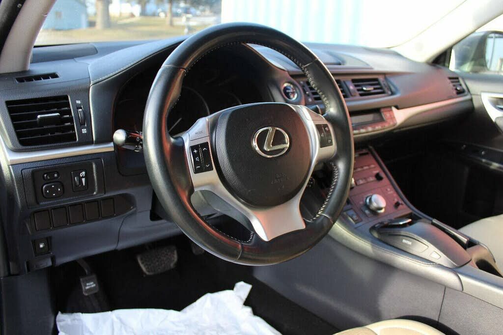 2012 LEXUS CT - photo 10