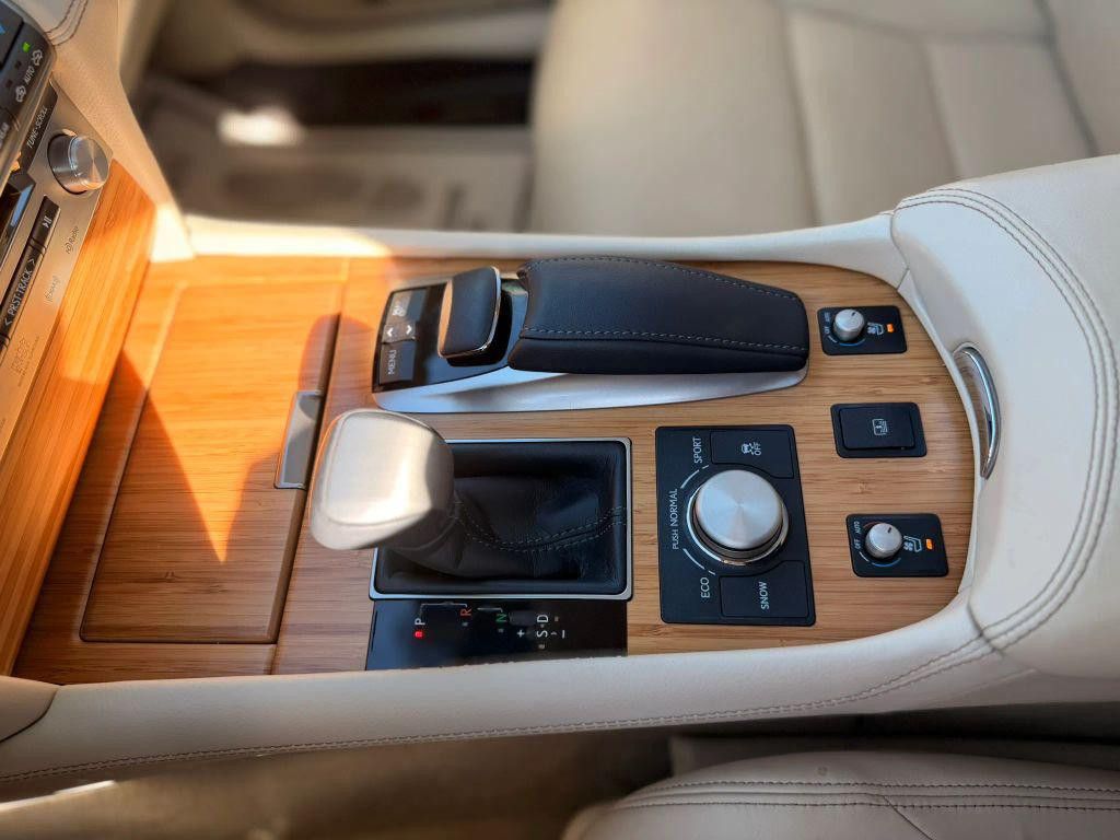 2014 LEXUS LS - photo 24