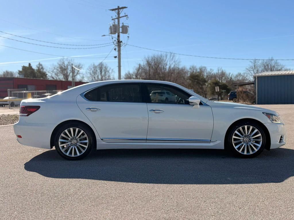 2014 LEXUS LS - photo 4