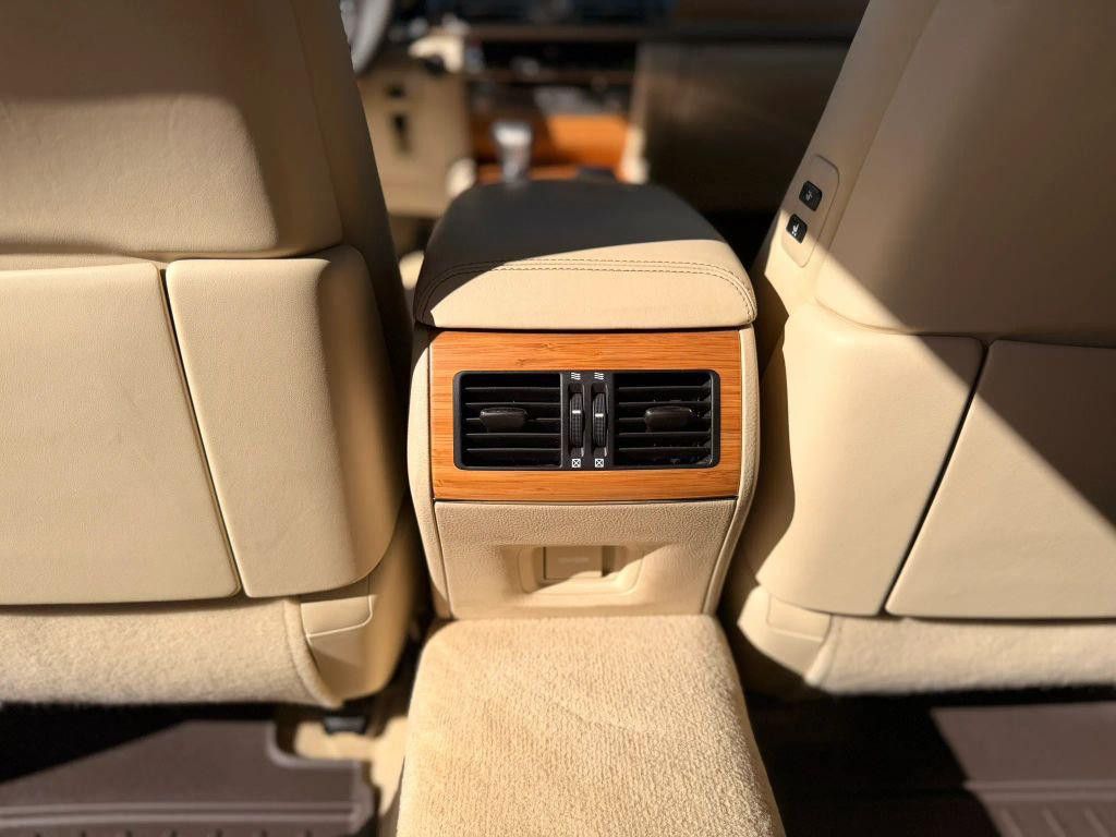 2014 LEXUS LS - photo 17