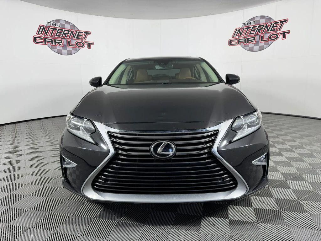 2016 LEXUS ES - photo 2
