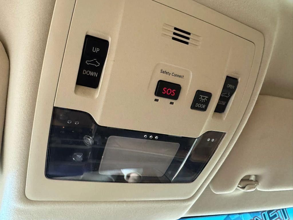 2016 LEXUS ES - photo 27