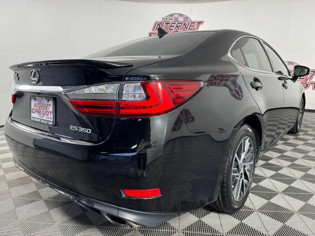 2016 LEXUS ES - photo 34