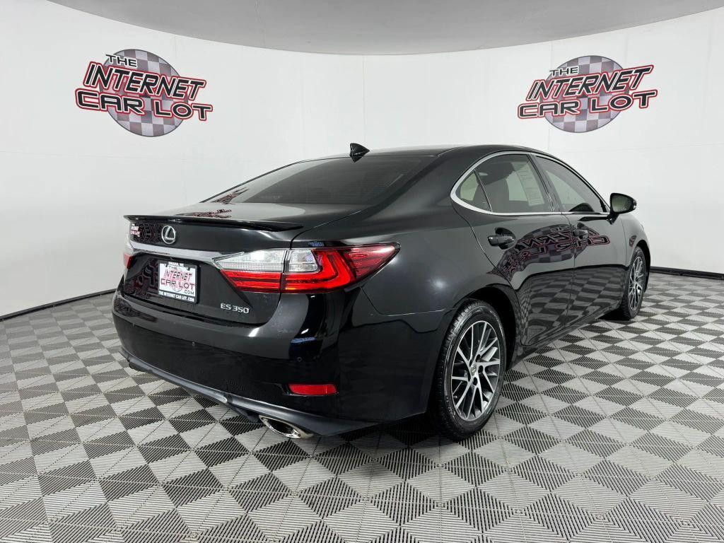 2016 LEXUS ES - photo 7