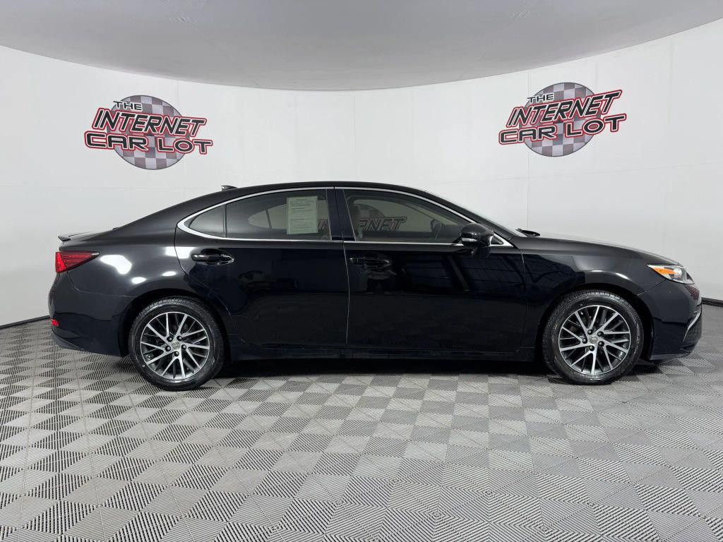 2016 LEXUS ES - photo 8