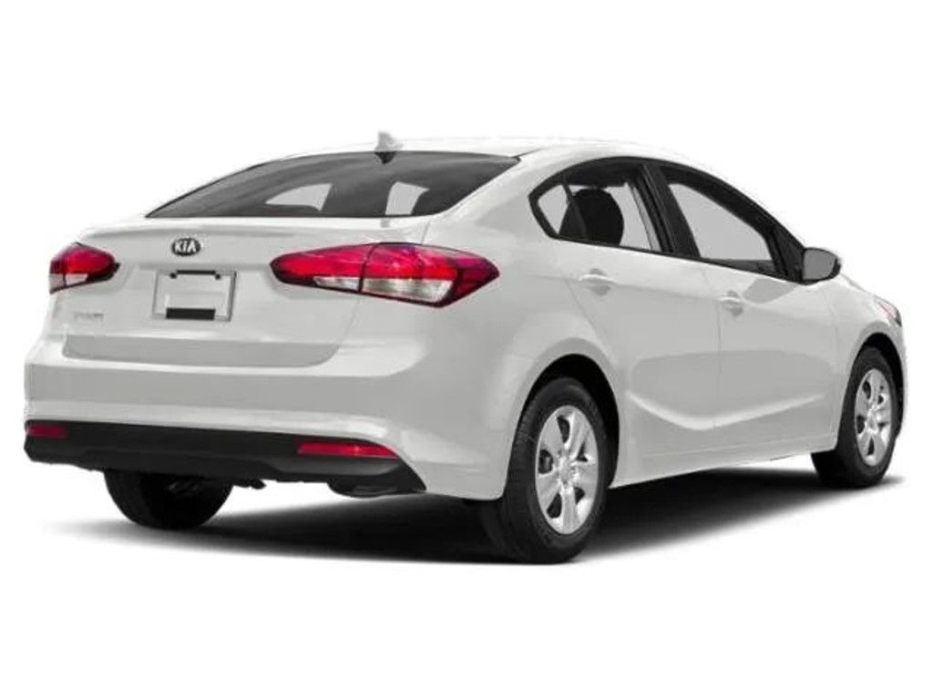 2018 KIA Forte - photo 2