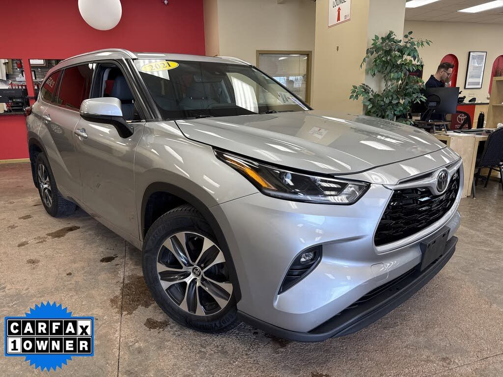 2021 TOYOTA Highlander XLE for sale at Toyota of Batavia