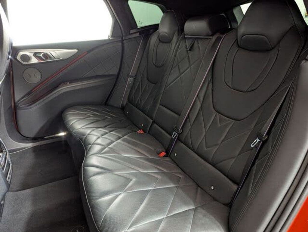 2023 BMW Xm - photo 17