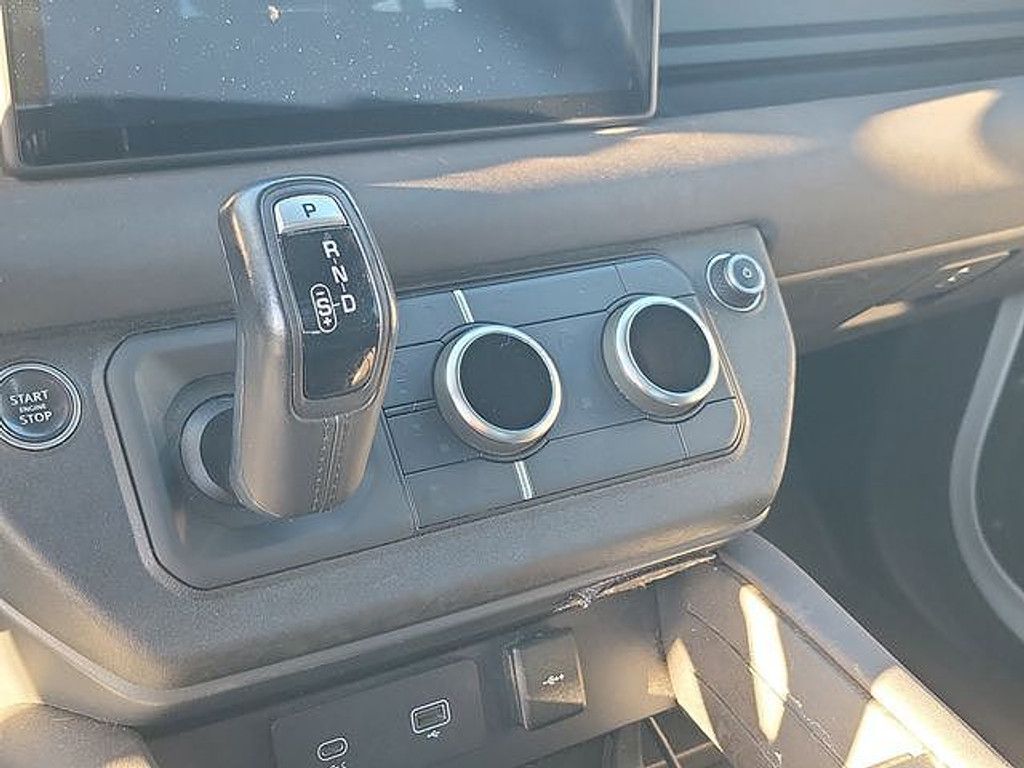 2023 LAND ROVER Defender - photo 23