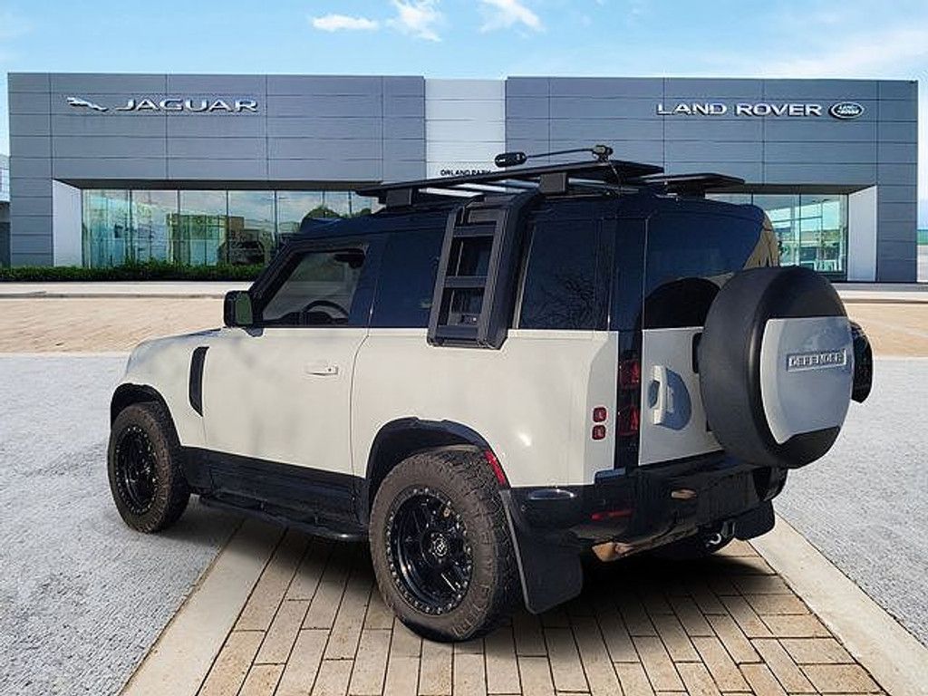 2023 LAND ROVER Defender - photo 7