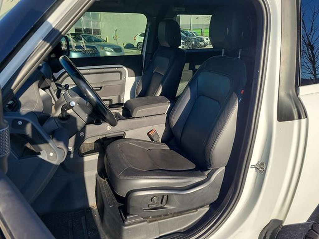 2023 LAND ROVER Defender - photo 12