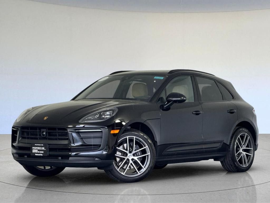 2025 Porsche Macan T