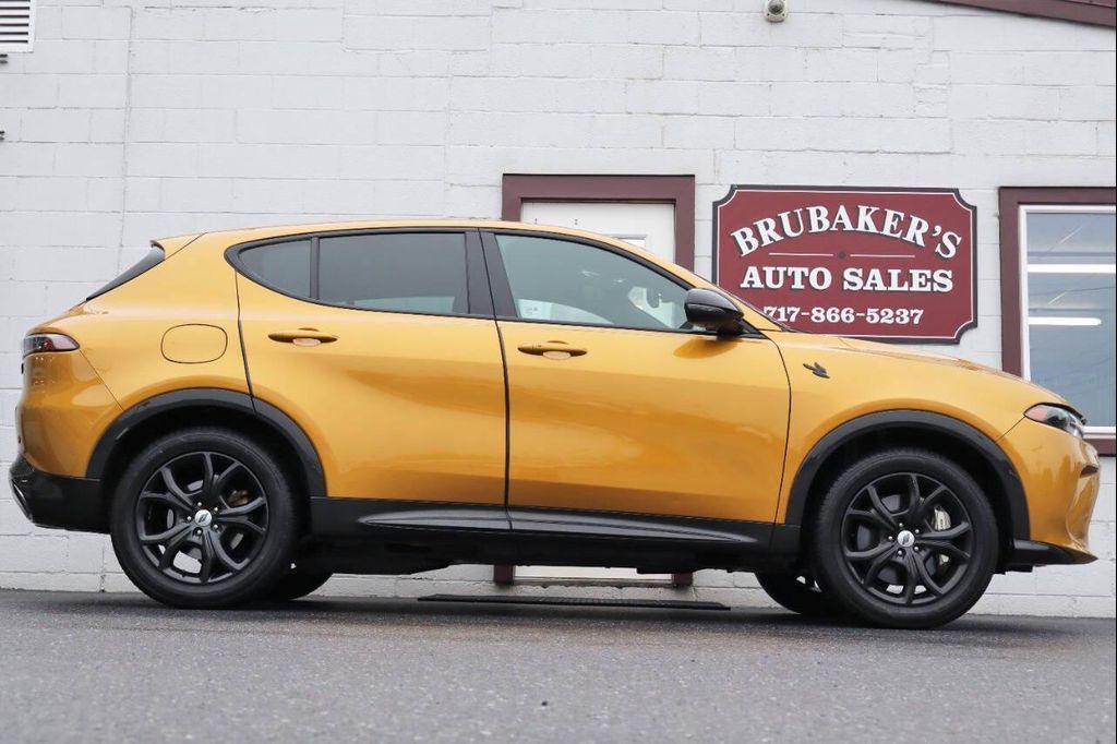 2024 Dodge Hornet R T