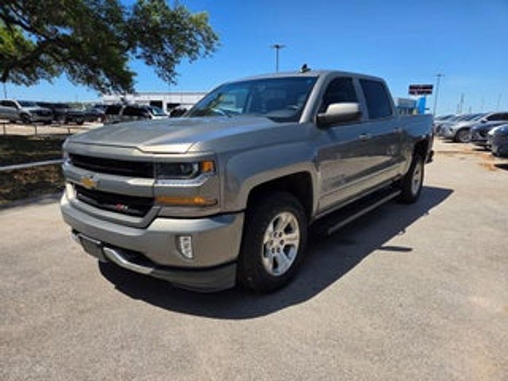 2017 Chevrolet Silverado LT