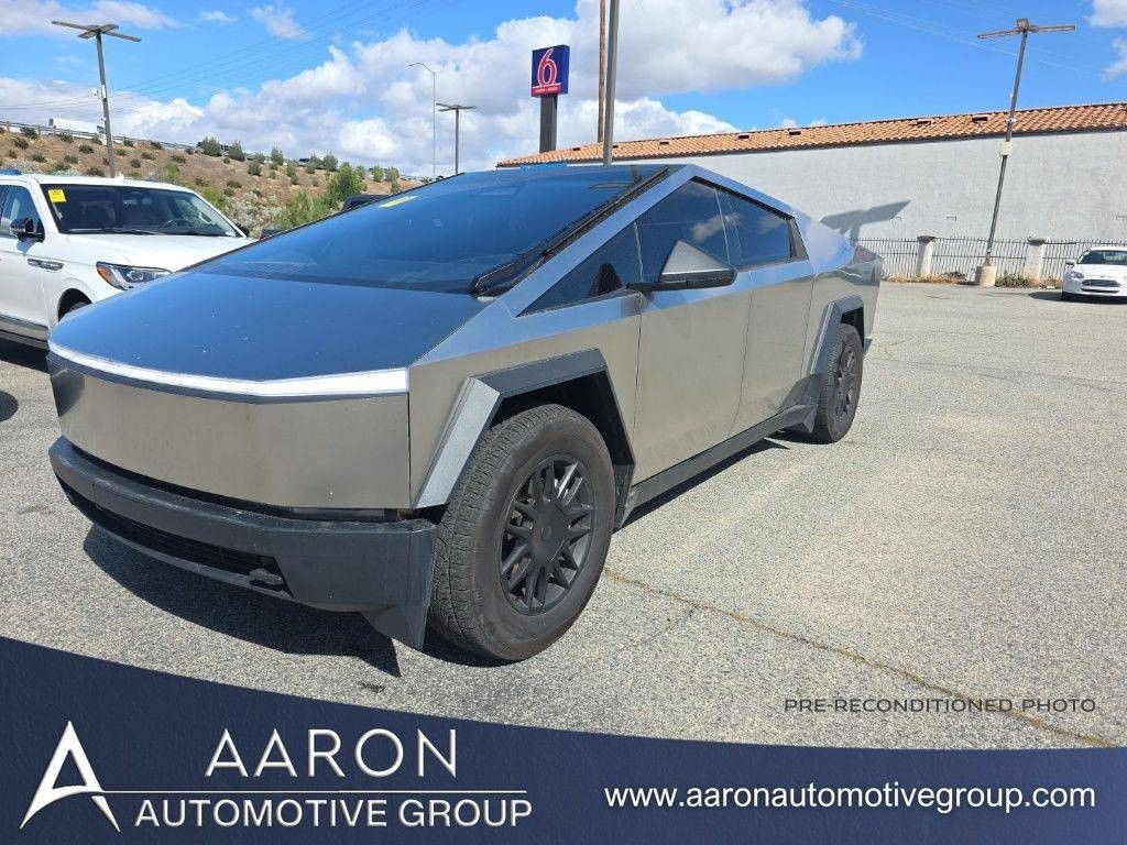 2024 Tesla Cybertruck Base