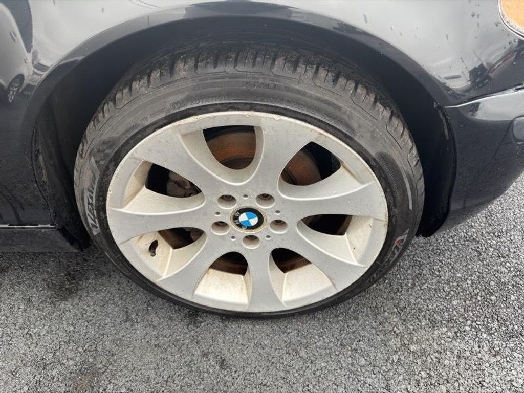 2005 BMW 325xi - photo 5