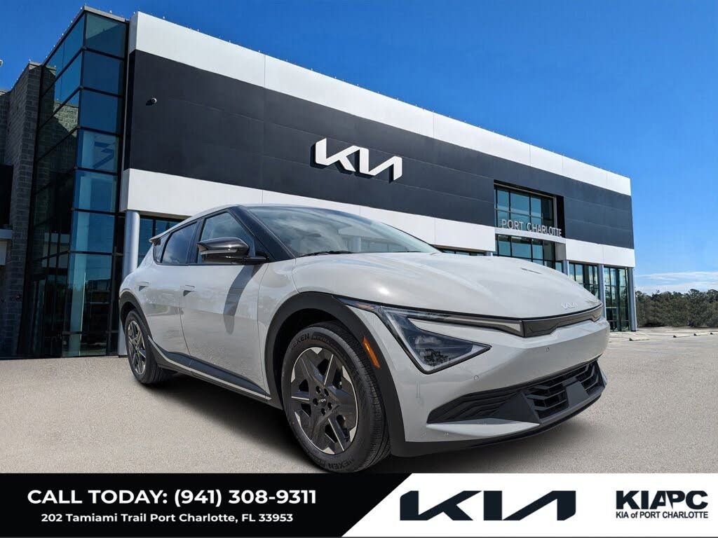 2025 Kia EV6 Light Long Range