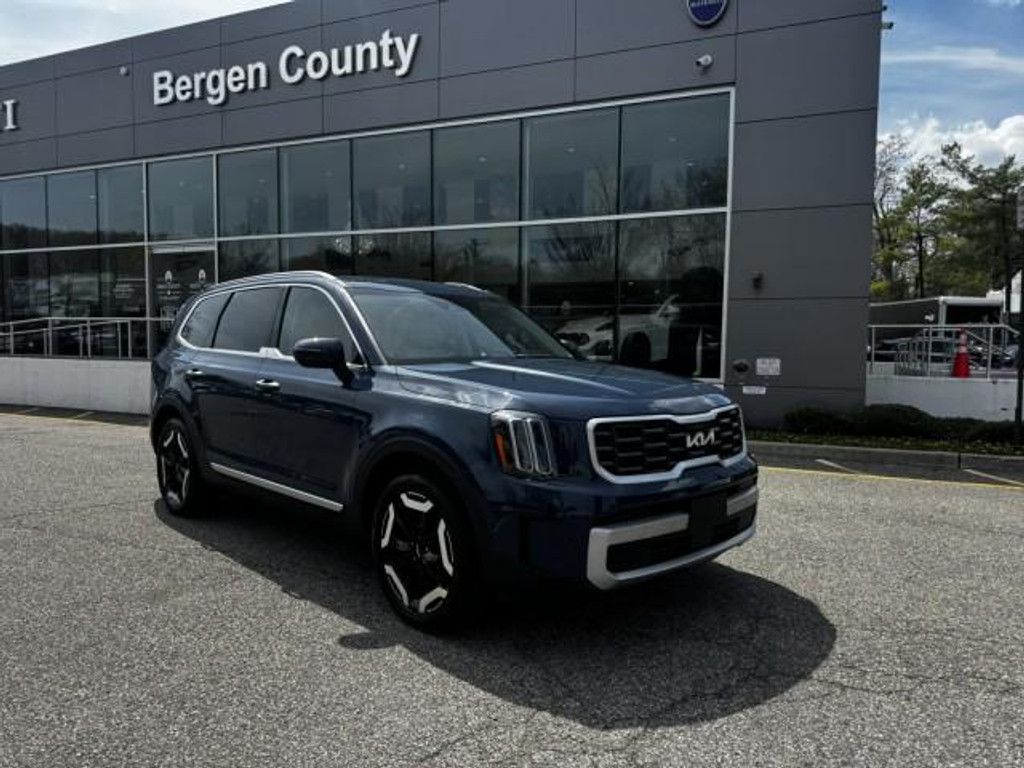 2023 Kia Telluride S