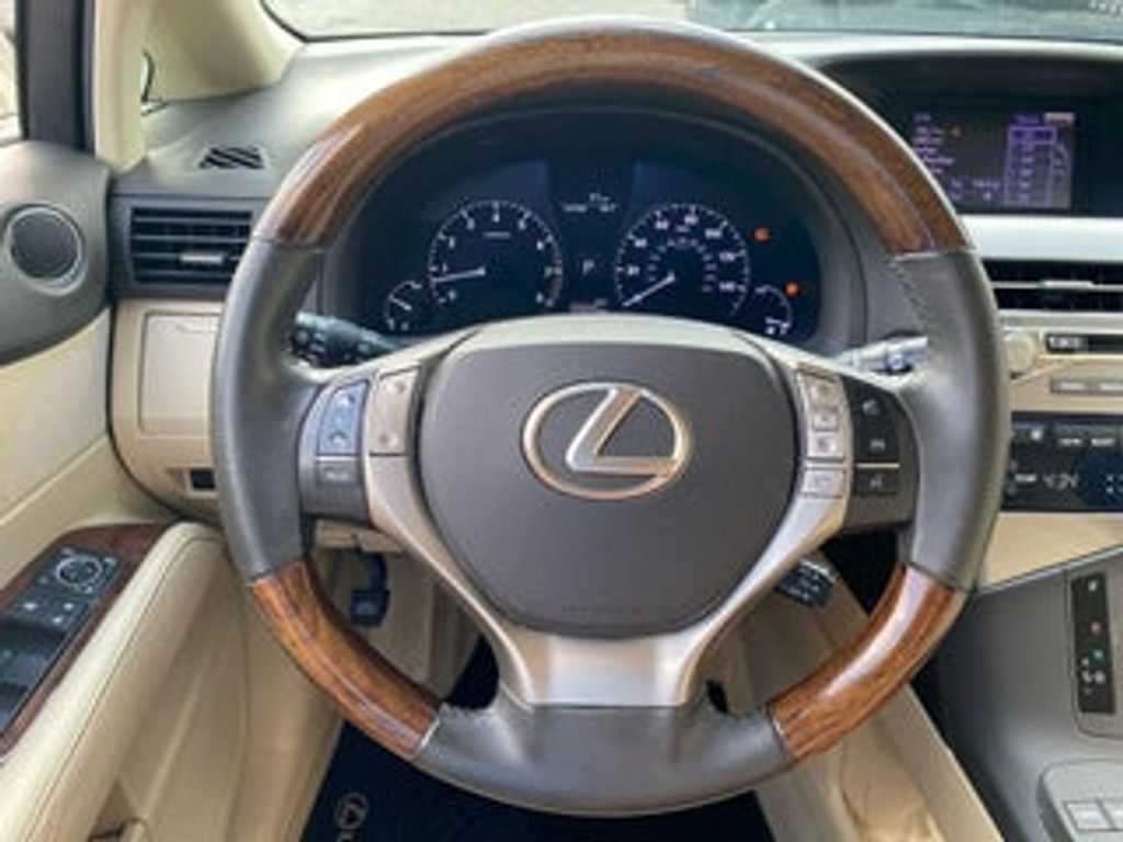 2013 LEXUS RX - photo 16