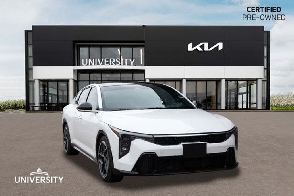 2025 Kia K4 GT Line