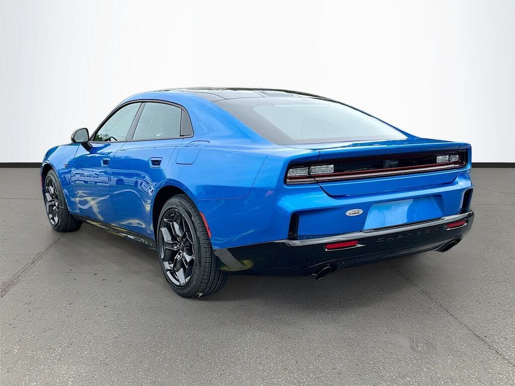 2026 DODGE Charger - photo 5