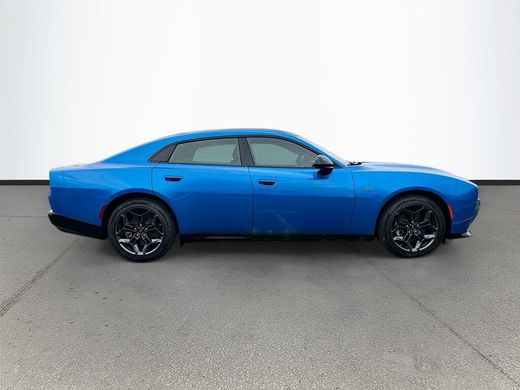 2026 DODGE Charger - photo 8