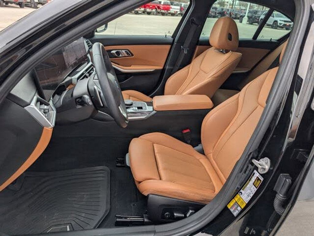 2023 BMW 330e - photo 2