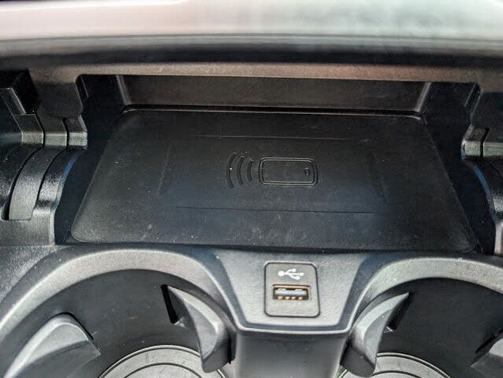 2023 BMW 330e - photo 20