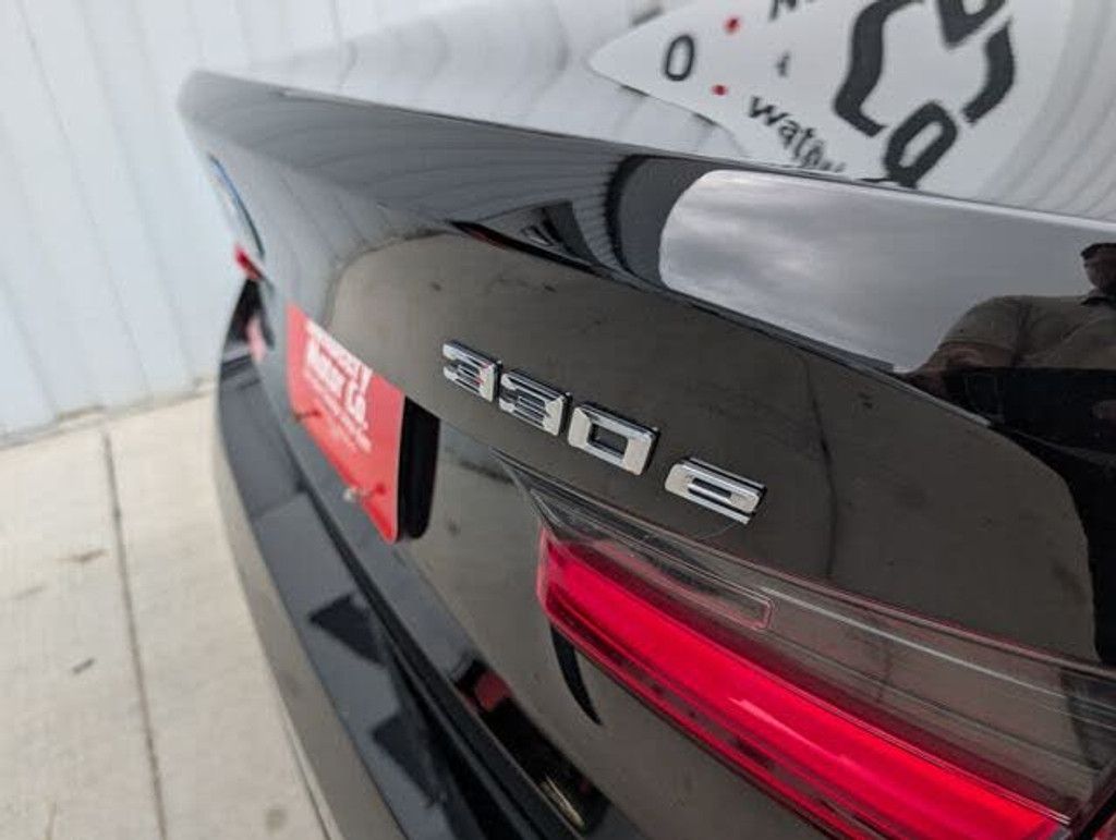 2023 BMW 330e - photo 28