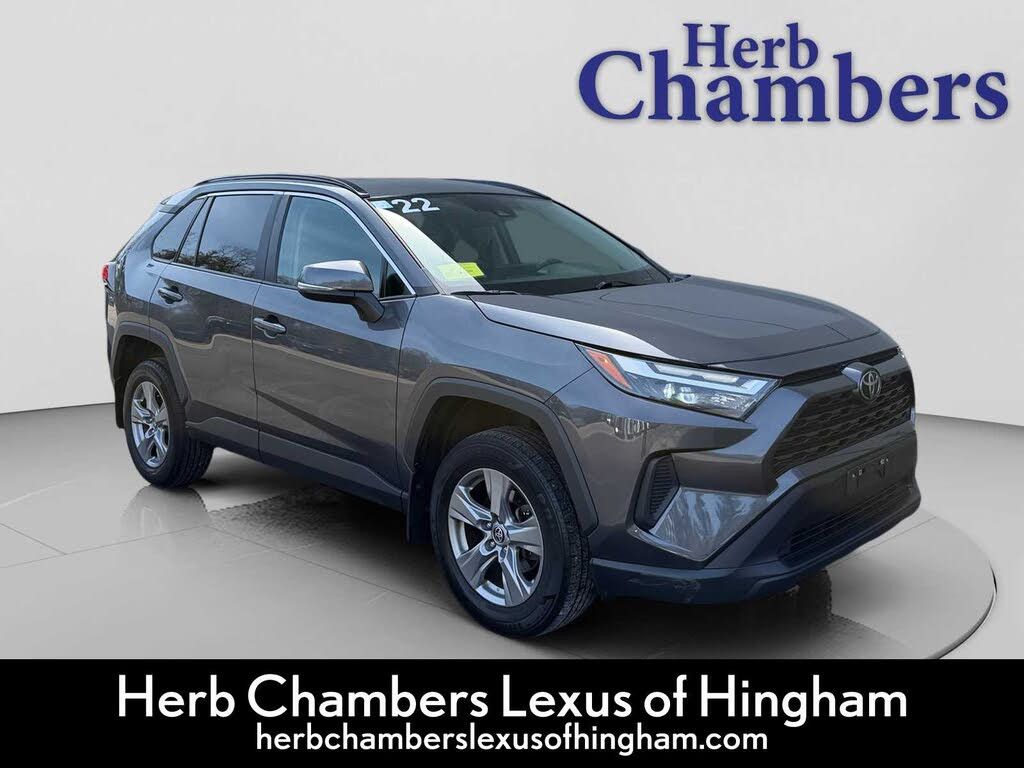 2022 Toyota RAV4 XLE