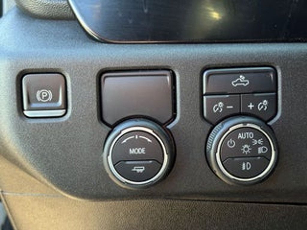 2023 CHEVROLET Silverado - photo 20