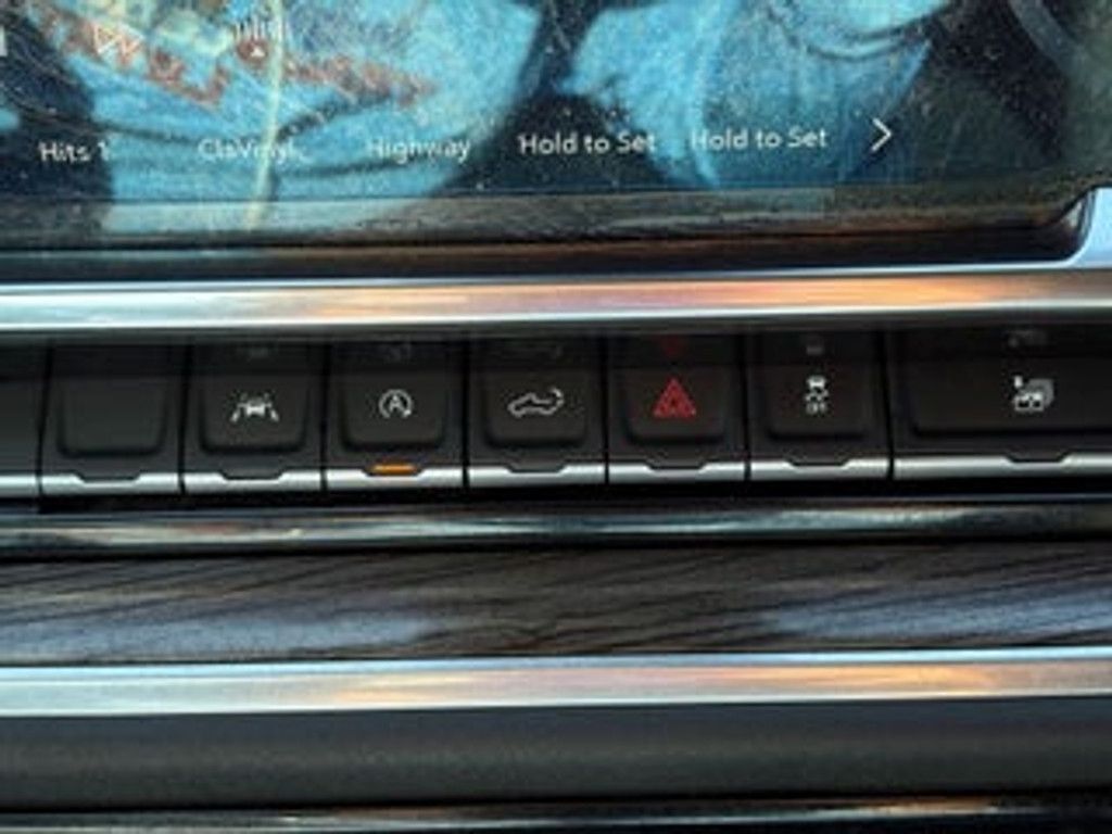 2023 CHEVROLET Silverado - photo 26
