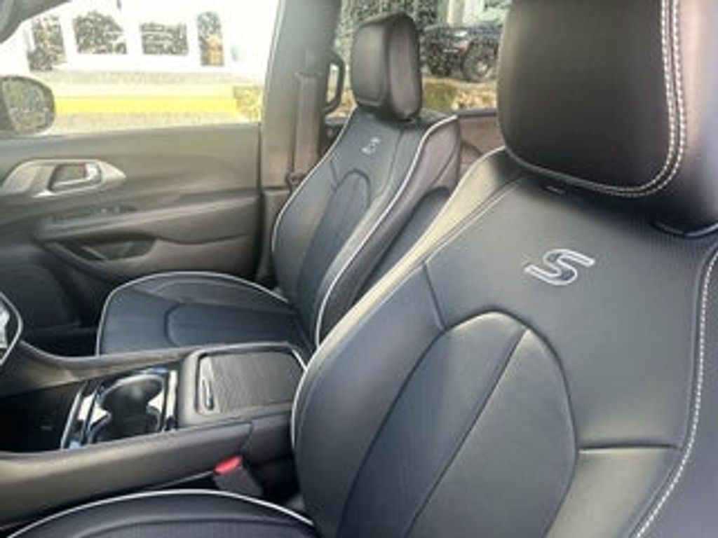 2024 LEXUS RX - photo 17