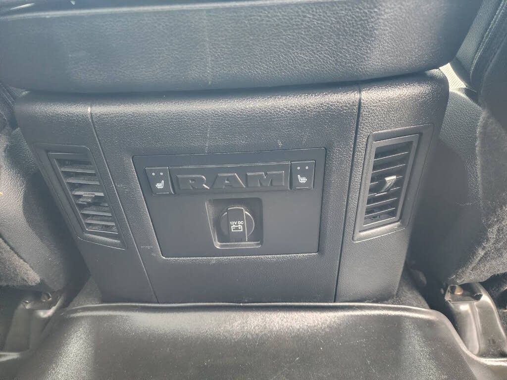 2018 RAM 1500 - photo 48