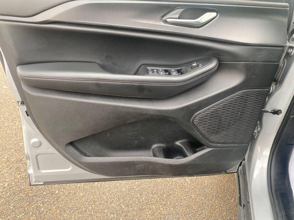 2024 JEEP Grand Cherokee - photo 23