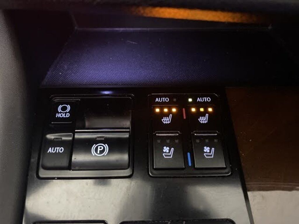 2017 LEXUS RX - photo 19
