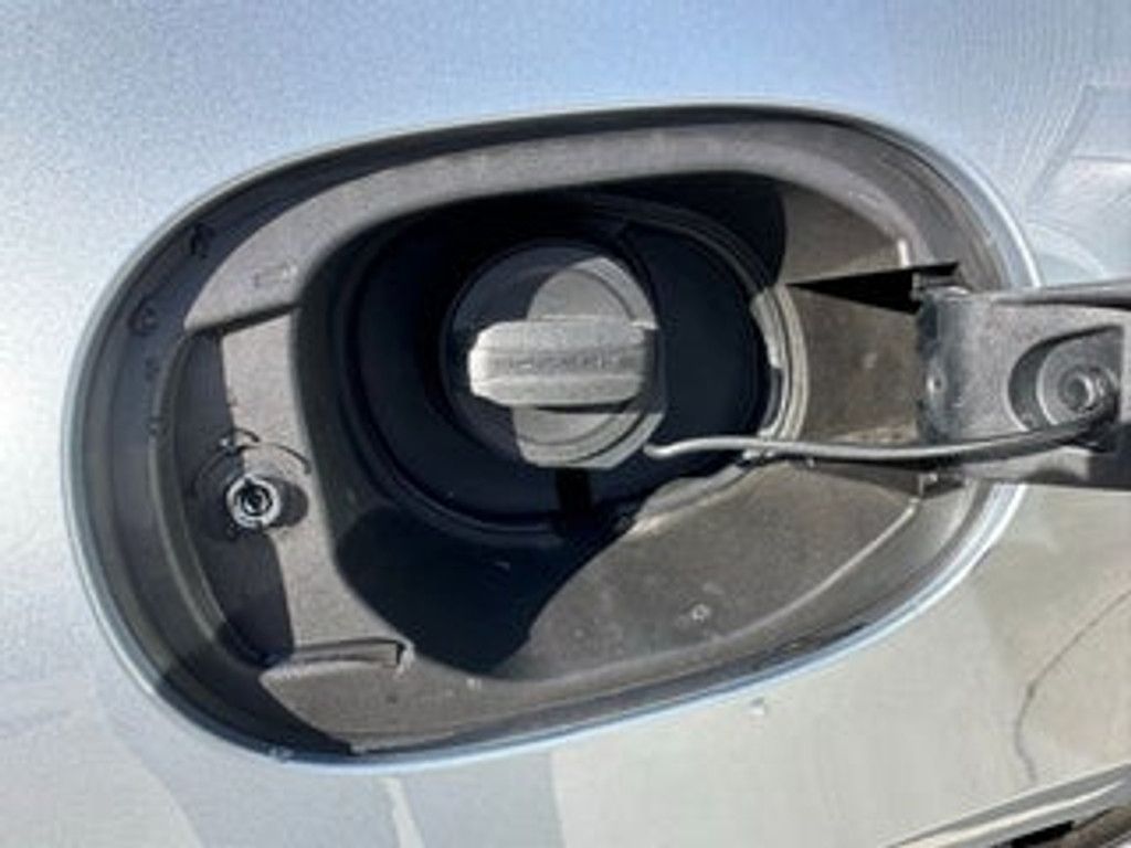 2026 PORSCHE Macan - photo 38
