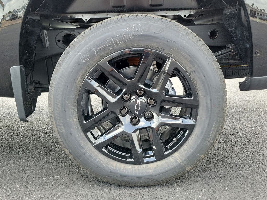 2026 CHEVROLET Silverado - photo 25